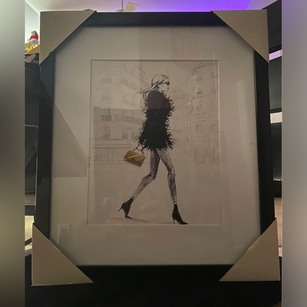 Fashion Wall Art - Lady Walking in the City